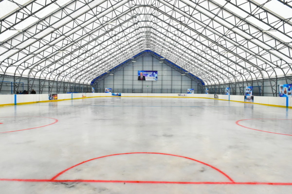 В СКО открыли новый хоккейный корт
